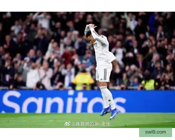 C罗评价姆巴佩不适合踢中锋若在皇马愿亲自指导他成长中锋之道